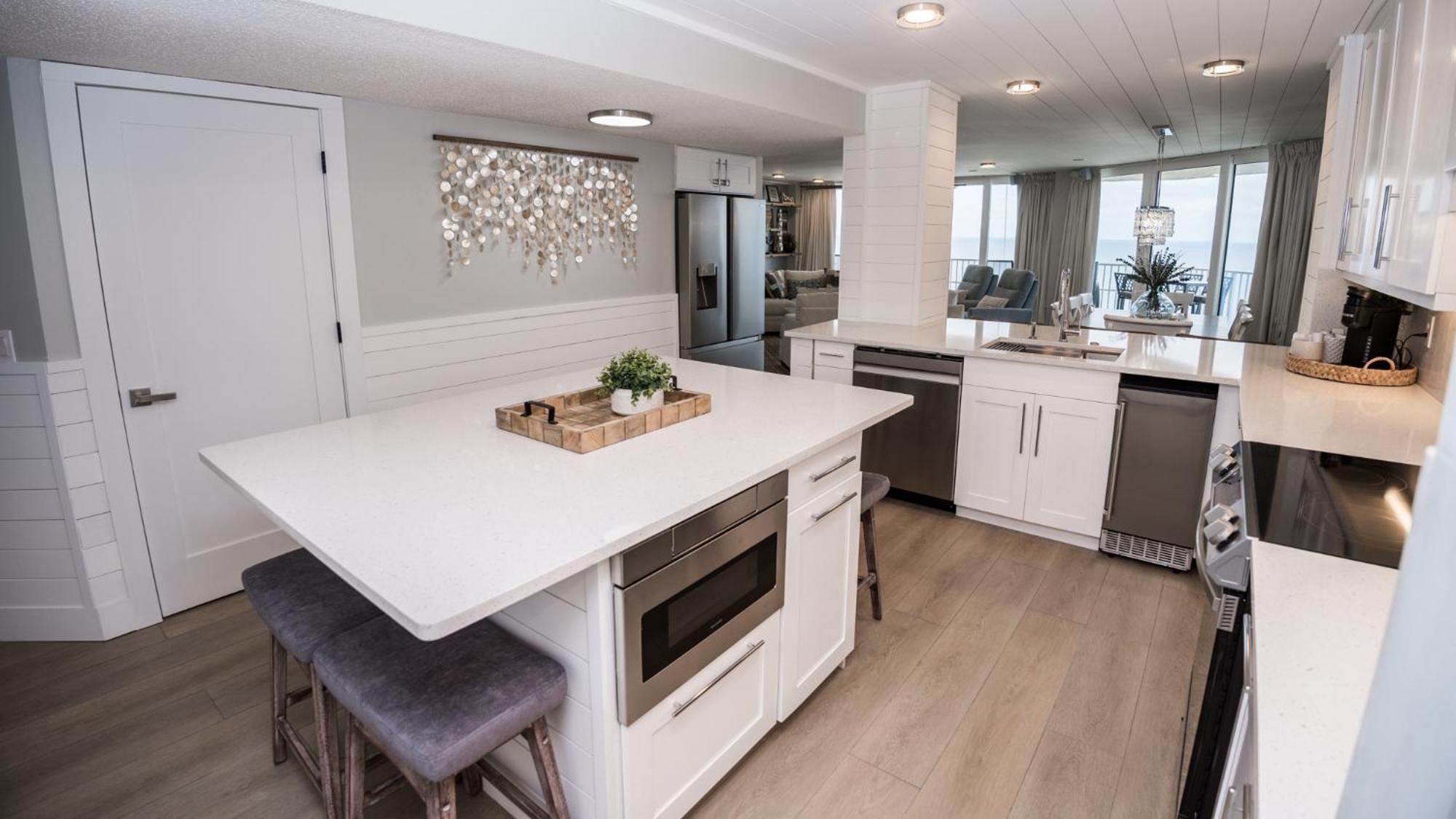 New Rental - 3Br 3Ba Corner Beachfront - 2024 Remodel - 3 Pools, Tiki Hut, Gym, Tennis Panama City Beach Εξωτερικό φωτογραφία